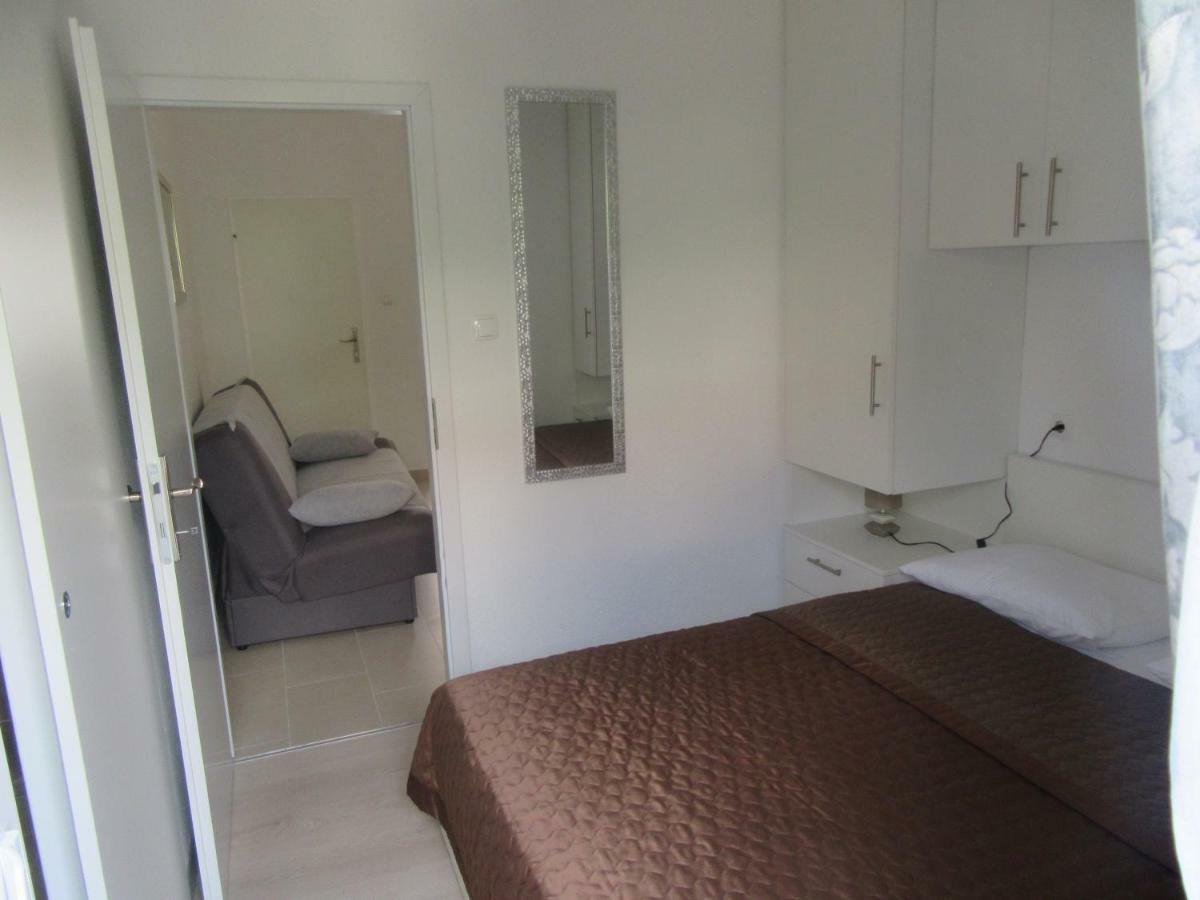 Apartment Vanesa ซาดาร์ ภายนอก รูปภาพ